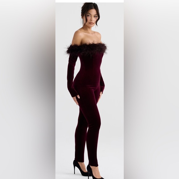 SALIMA
BLACK CHERRY VELVET JUMPSUIT - Picture 11 of 11